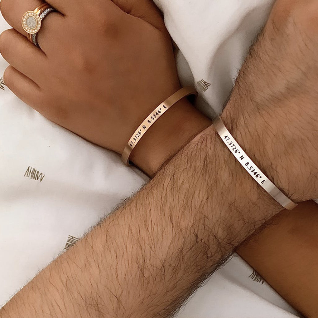 Custom Phrase Cuff Bracelets f - Coordinates Bracelet 리뷰 및 가격