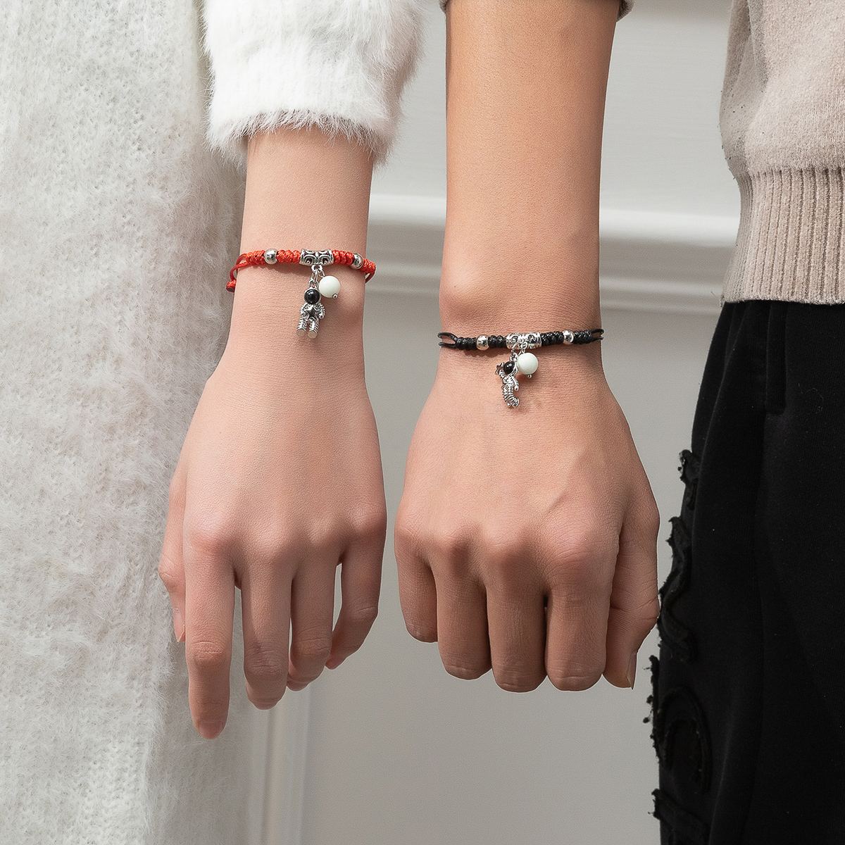 Fashionable Glowing Couple Han - Coordinates Bracelet 리뷰 및 가격