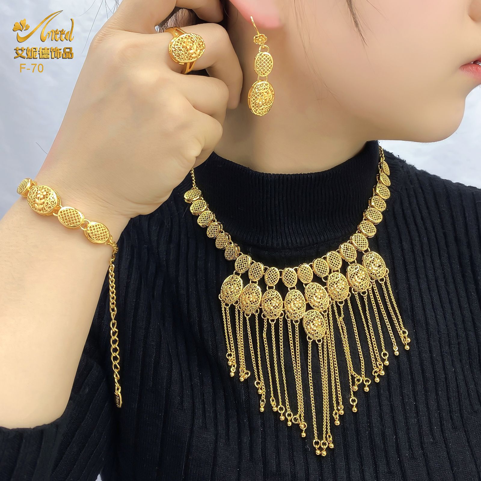 Wedding Women Heart Tassel 4-P - Coordinates Bracelet 리뷰 및 가격