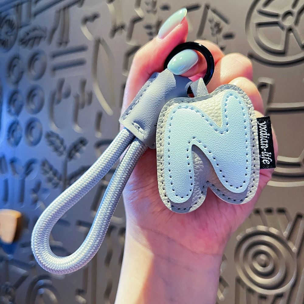 Sweet 26 Letter Keychain PU Le - Monogram Keychain Leather 리뷰 및 가격