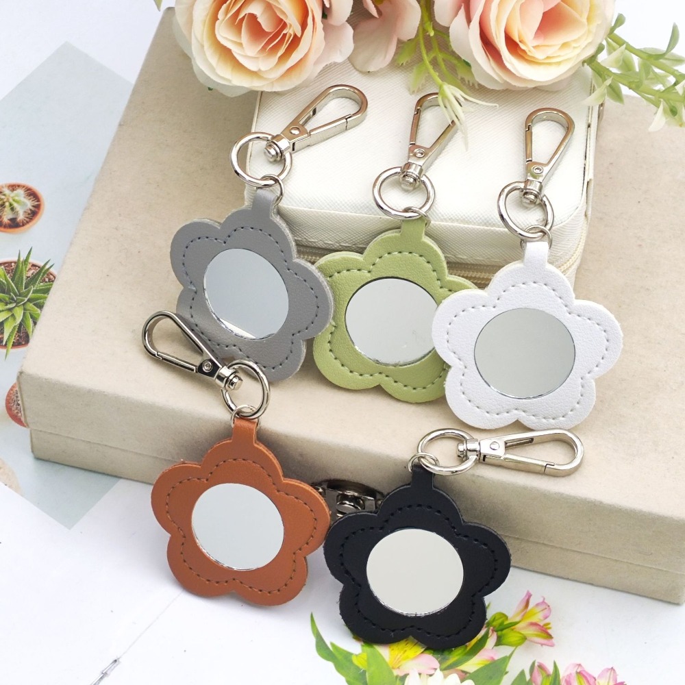Flower Petal Shaped Mirror Bag - Initial Ring Custom 리뷰 및 가격