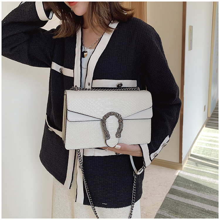 Scarf Pattern Lipstick Keychai - Monogram Keychain Leather 리뷰 및 가격